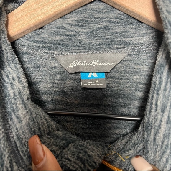 Eddie Bauer Men Sweater Medium Cloud Layer Pro 1/4 Pullover Outdoor Zip Pockets - Picture 6 of 8